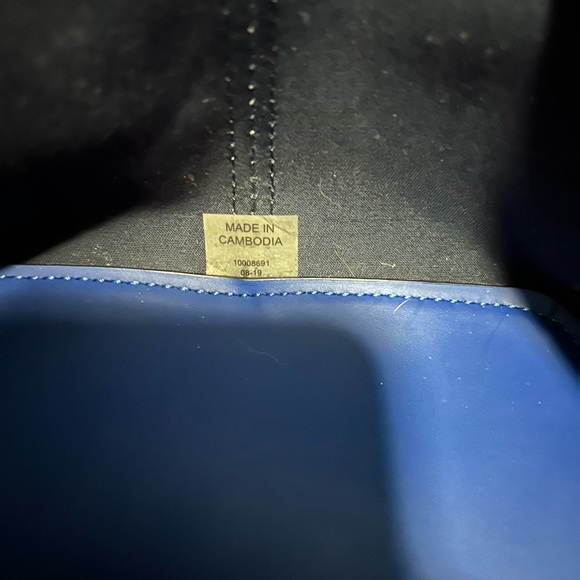 Tory Burch Navy and Cream Patterned Tote - Picture 9 of 9